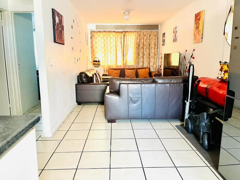 To Let 2 Bedroom Property for Rent in Kensington Western Cape